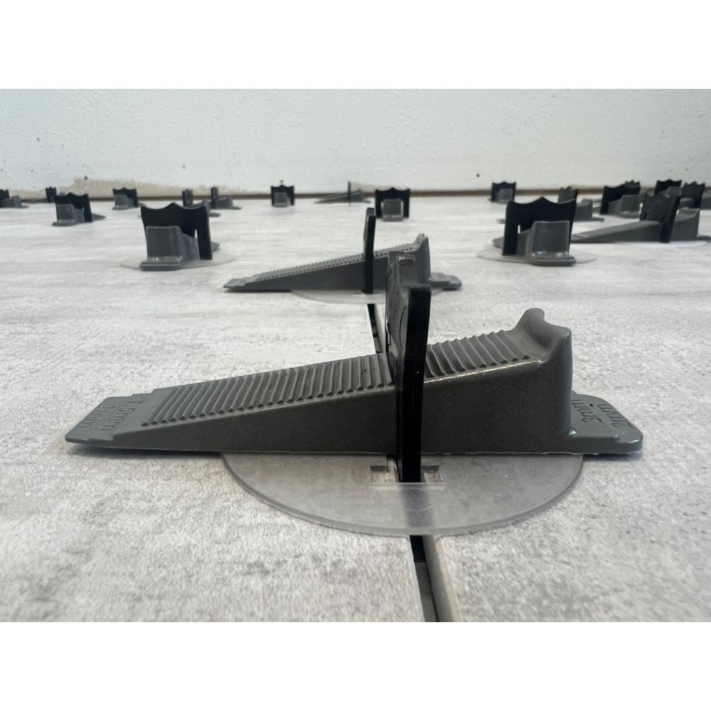 RTC Wedge MD Tile Leveling System 1/8" Clips