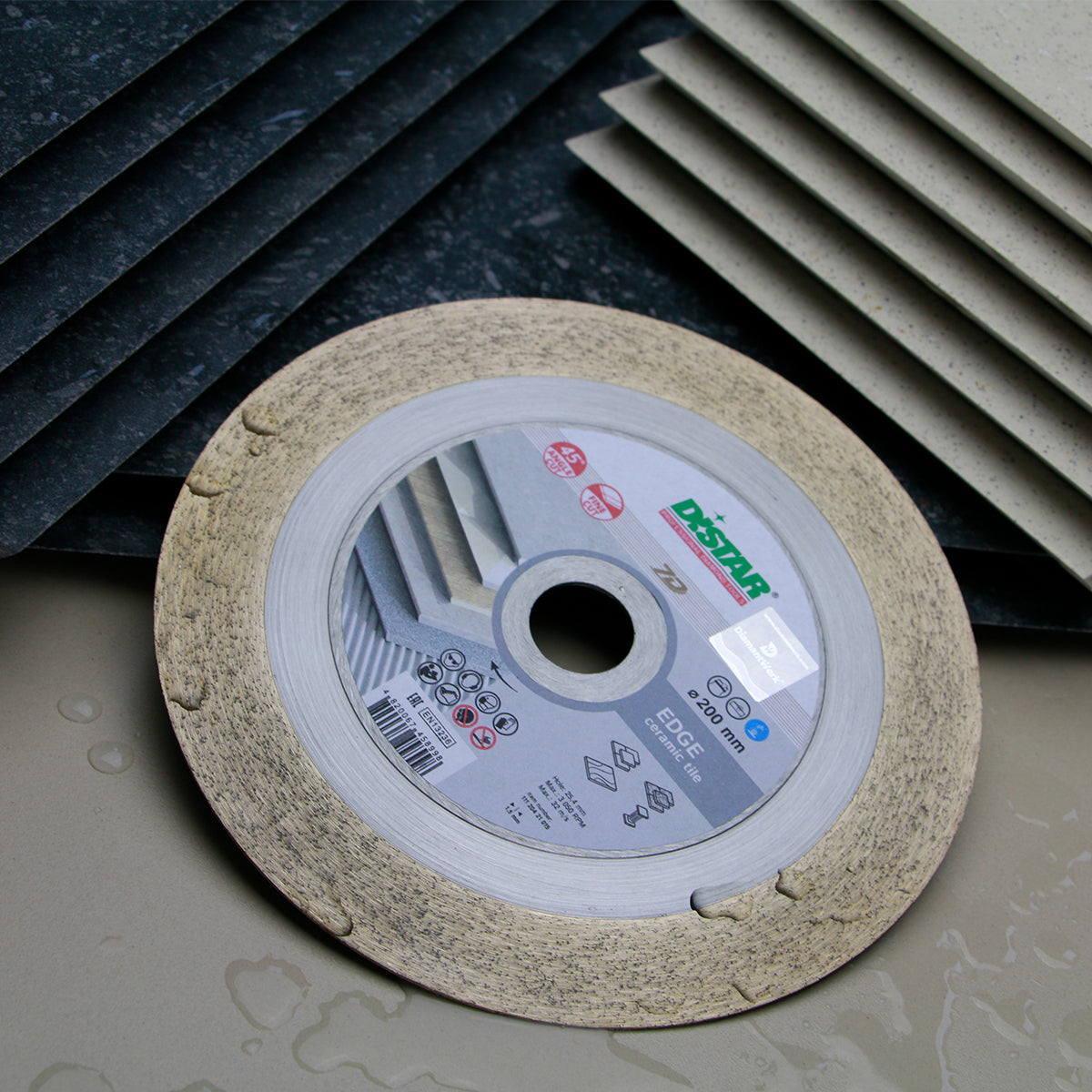 DISTAR Edge 250mm Wet 45° Miter Blade - 25.4mm Arbor dealer-ready product image