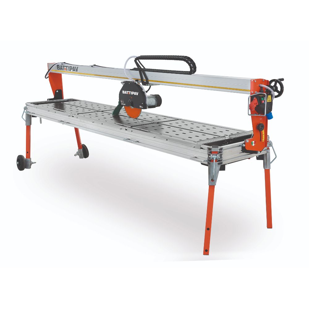 Full profile view of Supreme 320S bridge saw 