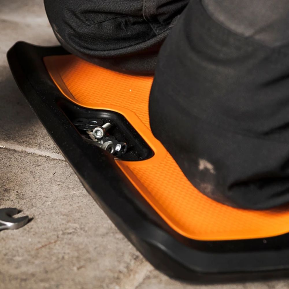 Close-up of FENTO BOARD M2 Close-up of FENTO BOARD M2 magnetic tray 