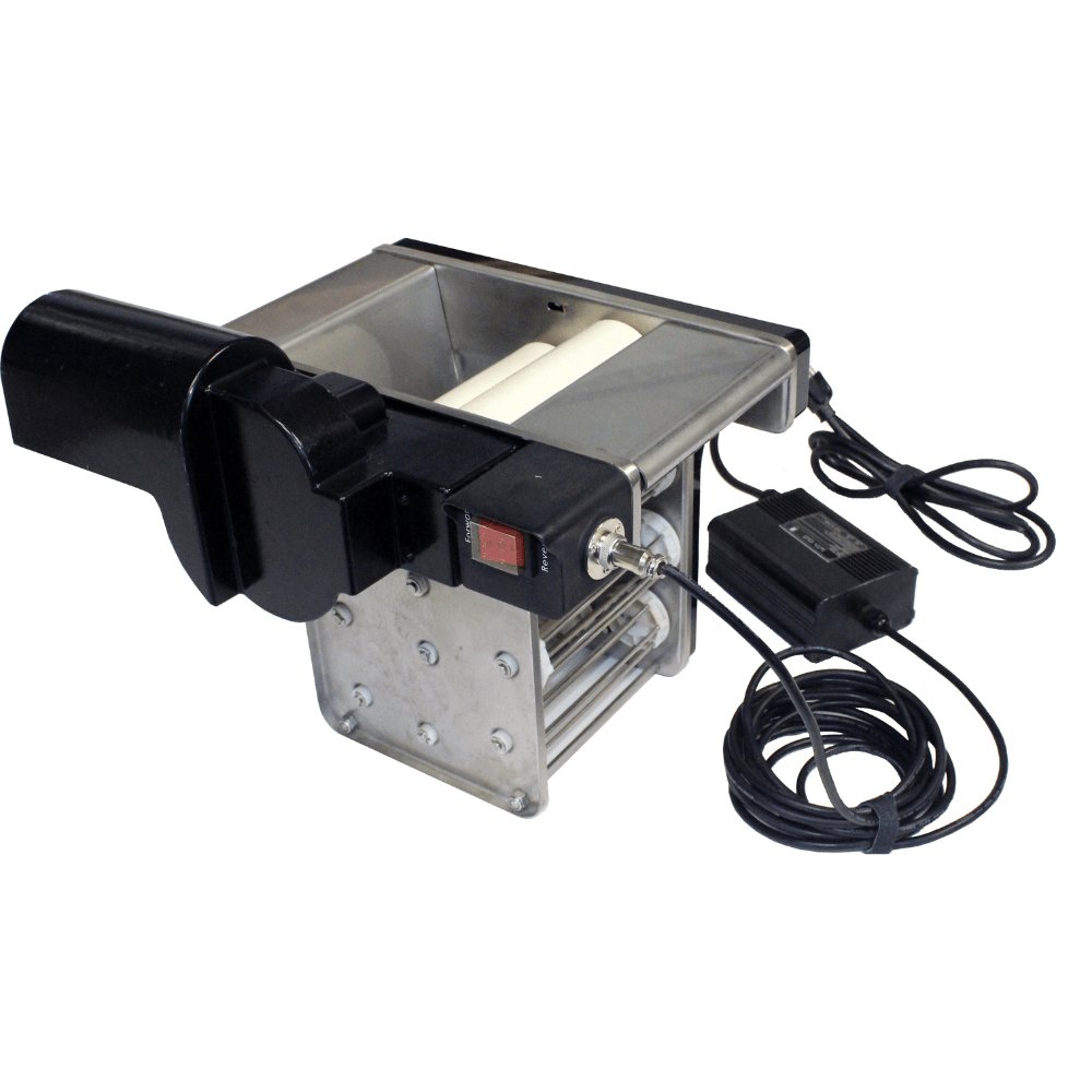 Side view of WrinGo automatic sponge machine with 25-foot power cord