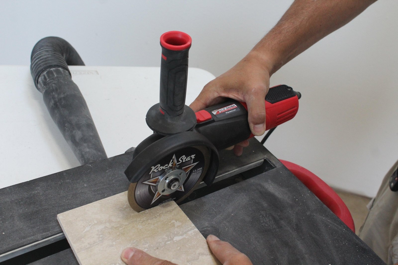 RTC 5" Variable Speed 110V Angle Grinder 